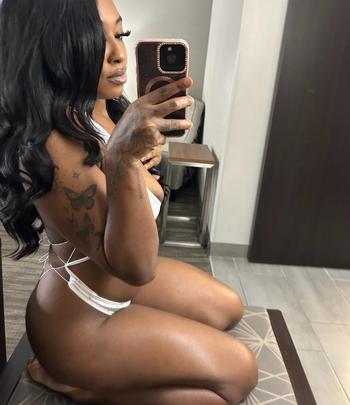 Sky, 23  female escort, Concord